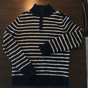 American Eagle White/Navy Striped Sweater